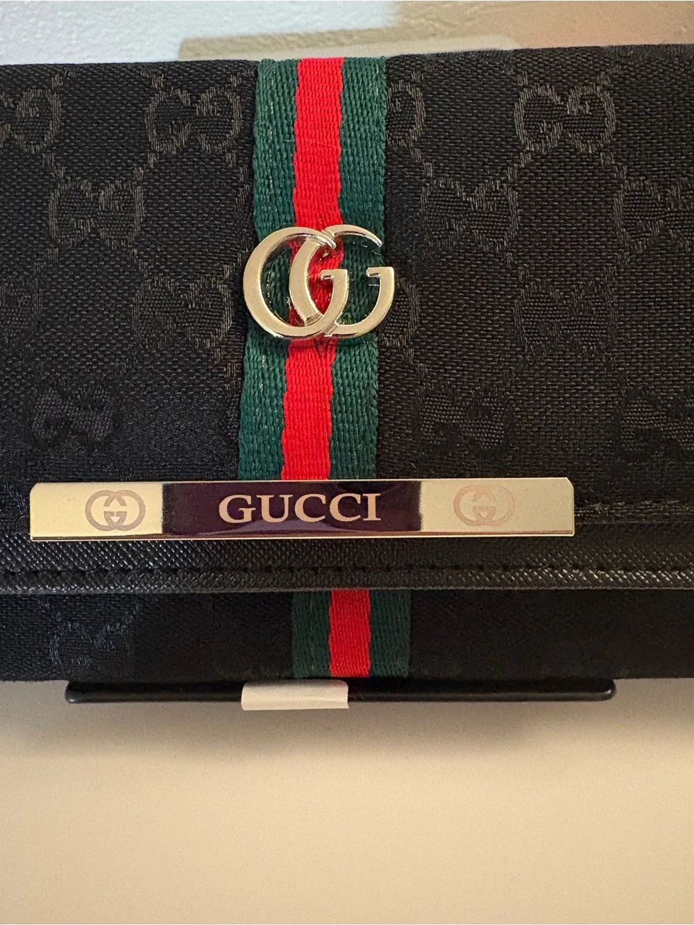 Gucci Black Canvas Bi-Fold Wallet with Logo Band - nwot in box w/wrap paper - Picture 4 of 13